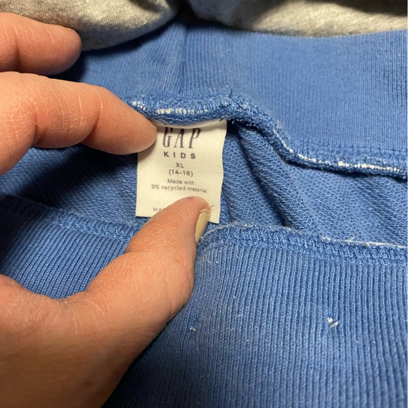 Girls pajamas size 10/12 and small. Five pairs in bundle. - Picture 5 of 10